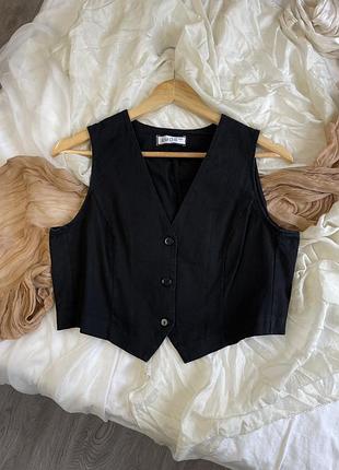 Лляний чорний жилет класичний