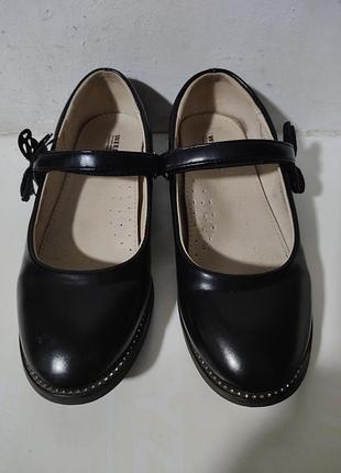 Туфли детские фирмы weestep, производитель польша, изготовитель китай, размер 33, стелька 20,5.