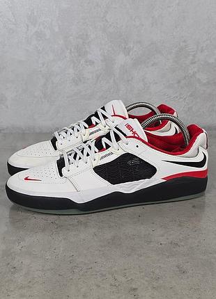 Кроссовки nike