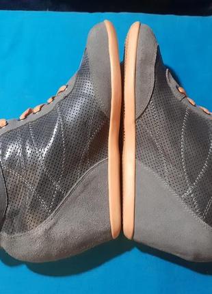 Сникерсы ботинки сникерсы bianco, ориг. италия, разм. 39 (25,5 см внутри).3 фото