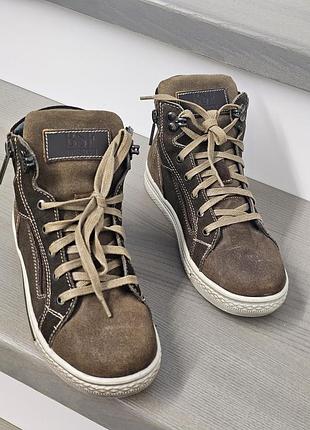 Детские ботиночки