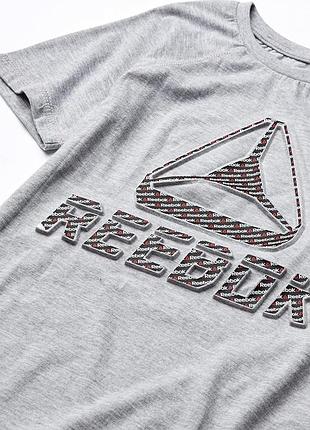 Нова футболка reebok 4 роки