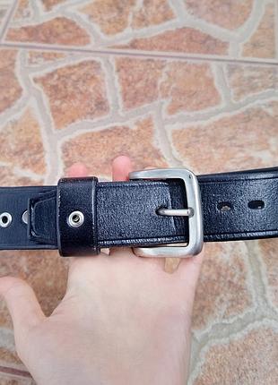 Кожаный ремень на узенькую талию