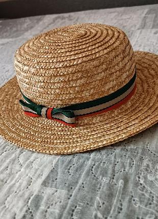 Шляпка соломенная