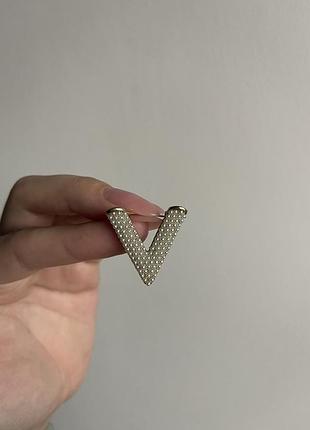 Металева брошка «v – символ перемоги»