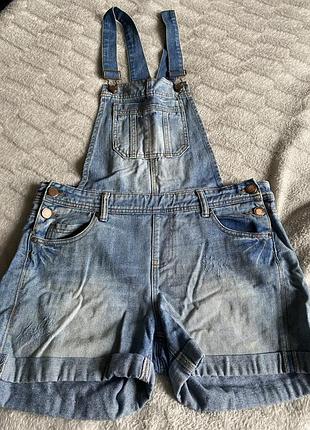 Джинсовий комбінезон