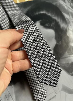 Краватка next чорно-біла в гусячу лапку