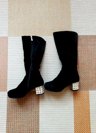 Теплые сапоги зимние натуральный замш замш черные каблук стразы сапоги ботинки