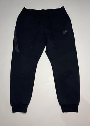 Спортивні штани nike tech fleece