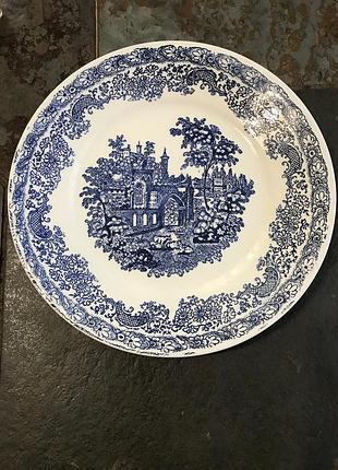 Фаянсова тарілка італія