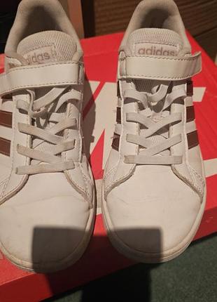 Кроссовки детские