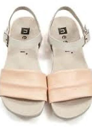 Босоніжки шкіряні 37 38 кожаные