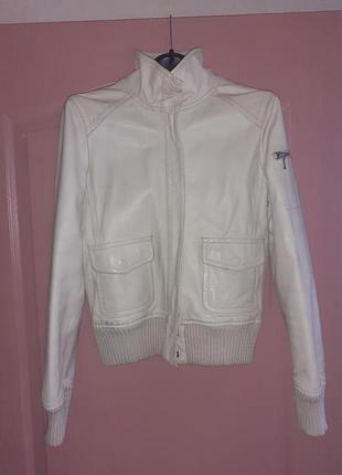 Женская куртка из овечей кожи