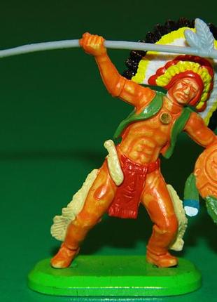 Индеец с пикой и щитом ндеец britains 54мм Англия