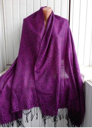 Красивый платок шарф