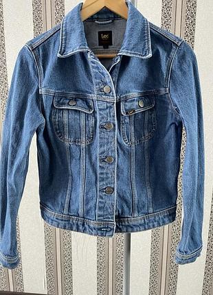 Крутецька джинсівка від відомого бренду lee