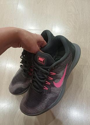 Кроссовки текстильные nike 40р