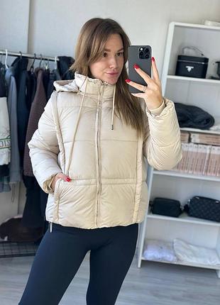 Тепла зимова куртка