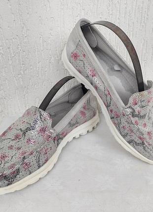 Суперлегкие кожанние мокасини pavers р.38