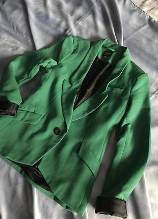 Піджак жакет трендовий 36 (s)