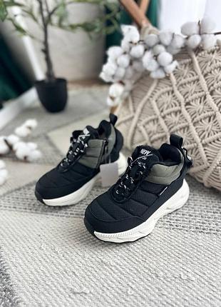 Зимовв черевики на хлопчика