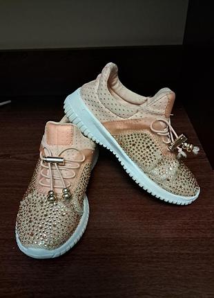 Мокасины на девочку