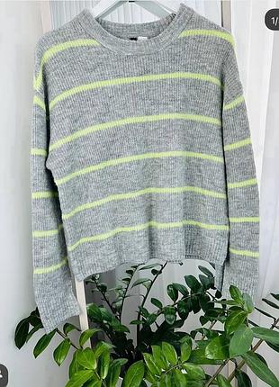 🆂🅰🅻🅴 європа🇪🇺 h&m. фірмовий светр з додаванням вовни