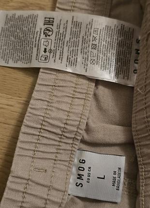 Літні штани на шнурку.