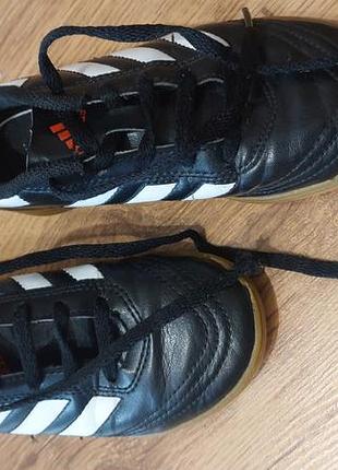 Футщалки adidas