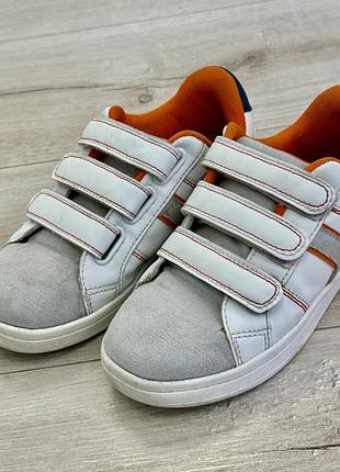 Стильные и удобные фирменные кроссовки pepperts! (стелька 20,5 см)