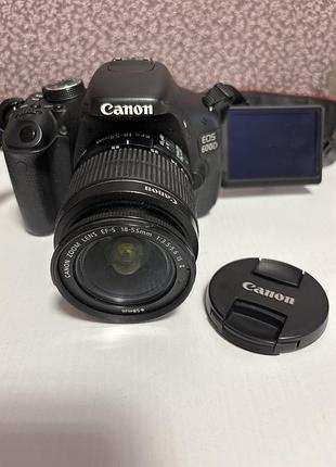 Дзеркальний фотоапарат canon 600d