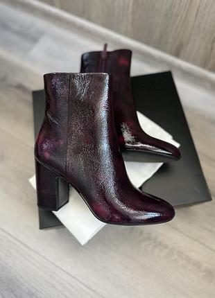 Шкіряні черевики