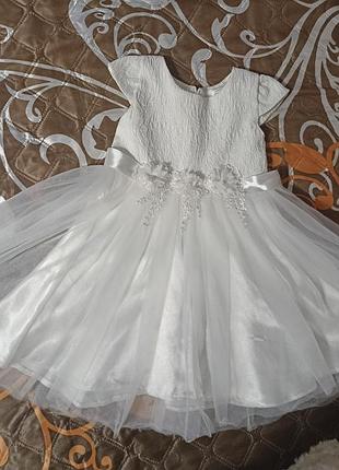 Платье праздничное для девочки