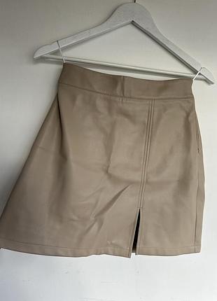 Шкіряна спідниця famo