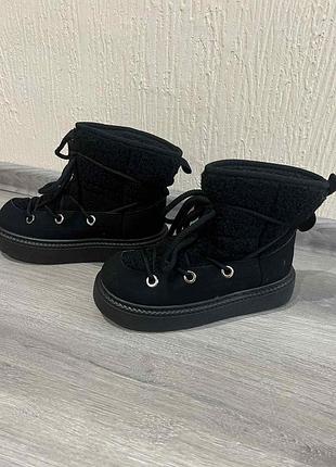 Угги ботинки с мехом зимние черные на платформе женские на шнуровке 37р.