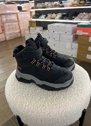 Зимові черевики