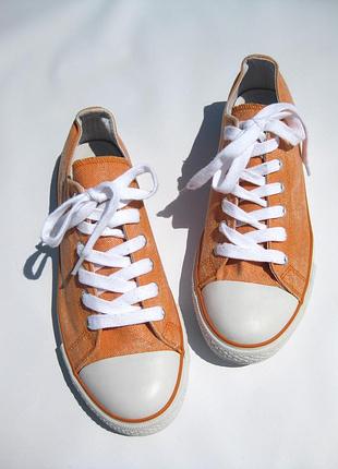 Жовтогарячі тканинні низькі кеди з білим ellos