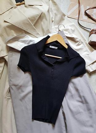 Чорне трикотажна футболка поло zara трикотажний поло футболка жіноча