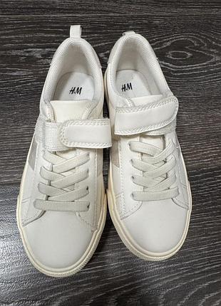 Продаю нові білі кросівки h&m