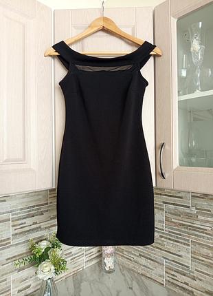 Маленькое черное платье