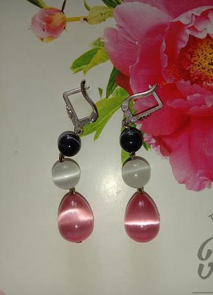 Нежные нарядные серьги подвески женские из натурального камня кошачий глаз розовые серые
