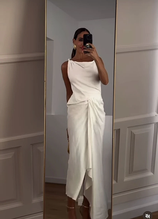 Платье со сборками из смесового льна от zara