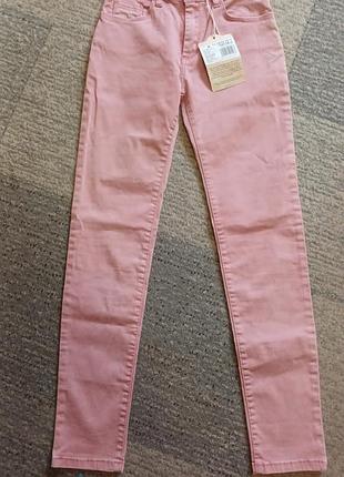 Штанишки доя девушки на рост 152-158 (новые)