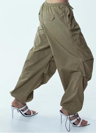 Жіночі карго 2