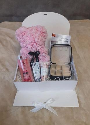 Подарочный бокс