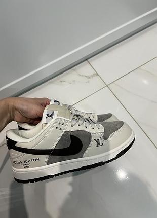 Кроссовки lv