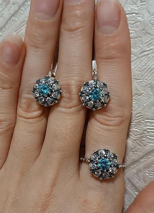 Шикарний срібний набір прикрас