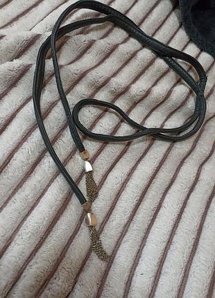 Шкіряний пасок ремінь з металічними китицями