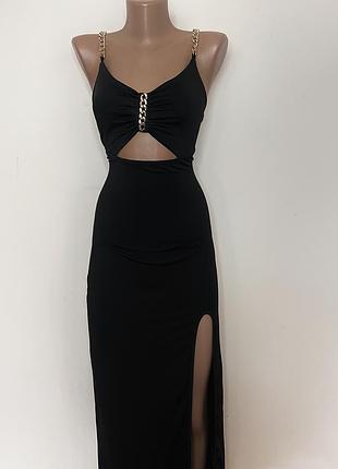 Спокуслива чорна сукня міді з вирізами та ланцюжками🔥