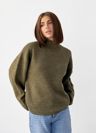 Светр з 100% преміальної вовни кольору хакі вільного крою